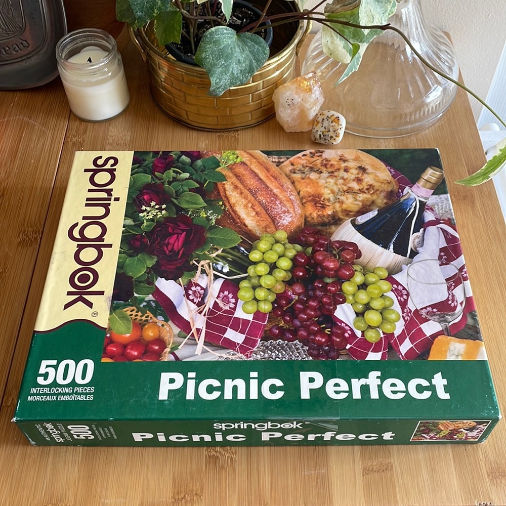 🧩 Springbok Picnic Perfect 500 Piece Jigsaw Puzzle Food Grapes Gingham